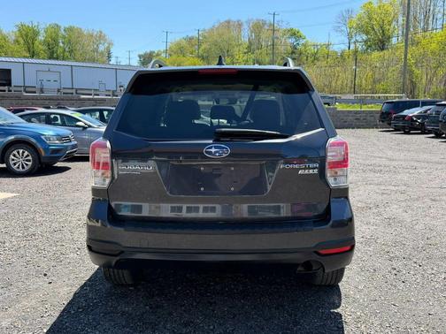 Quartz Blue Pearl 2017 Subaru Forester 2.5i Premium