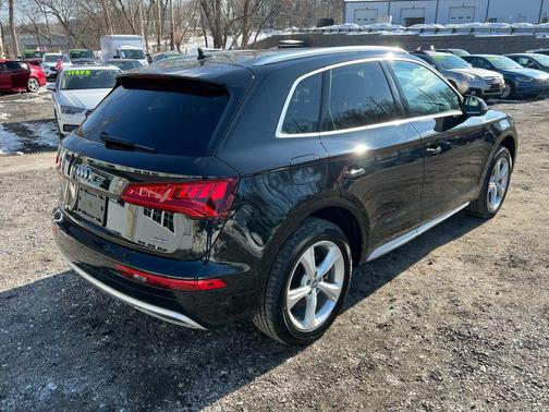2020 Audi Q5 45 Premium Plus