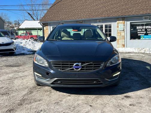 2015 Volvo S60 T5 Premier