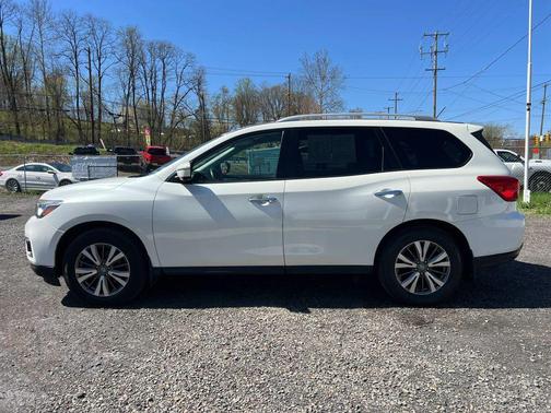 2018 Nissan Pathfinder SL