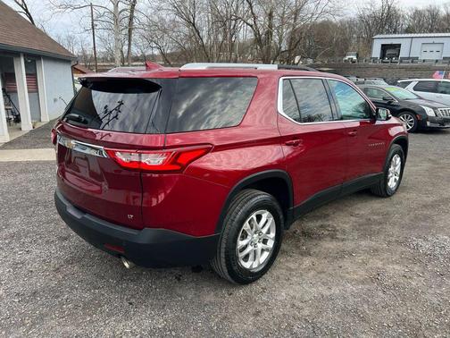2018 Chevrolet Traverse LT Cloth