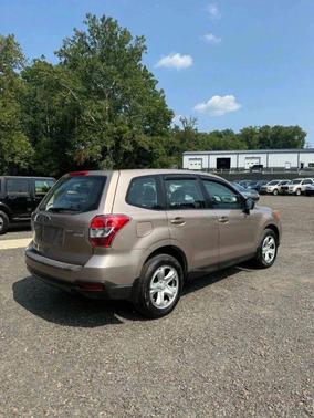 2014 Subaru Forester 2.5i