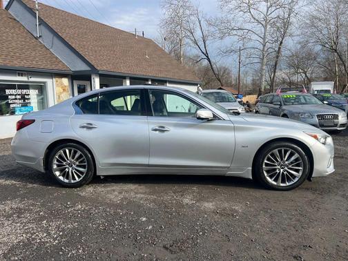 2019 INFINITI Q50 3.0t LUXE