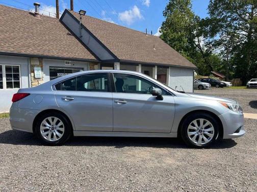 2017 Subaru Legacy Premium