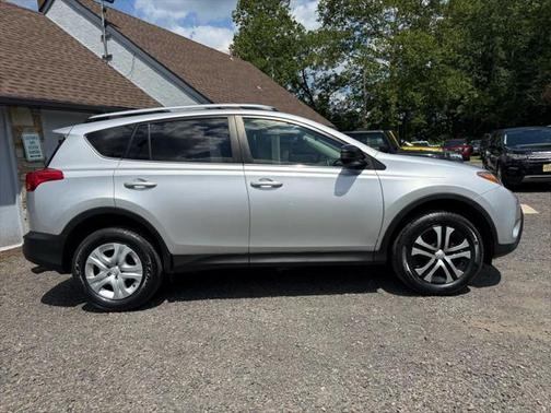 2014 Toyota RAV4 LE