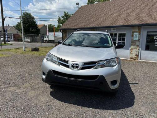 2014 Toyota RAV4 LE