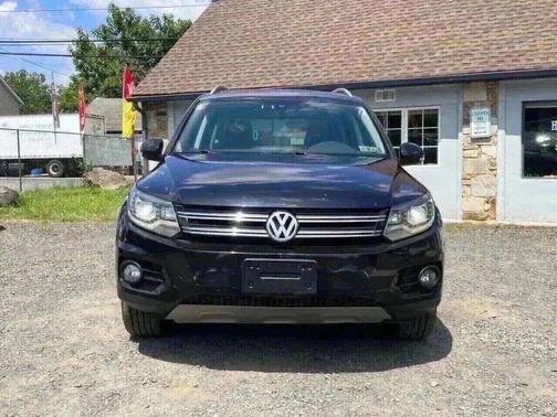 2016 Volkswagen Tiguan SE