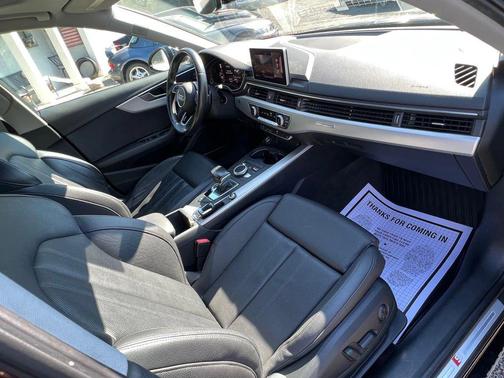 2017 Audi A4 2.0T Prestige