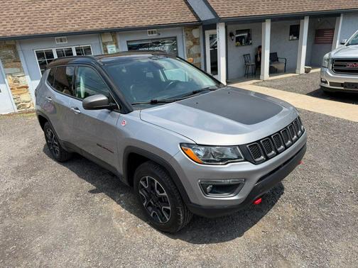 Billet Silver Metallic Clearcoat 2019 Jeep Compass Trailhawk