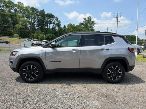 Billet Silver Metallic Clearcoat 2019 Jeep Compass Trailhawk