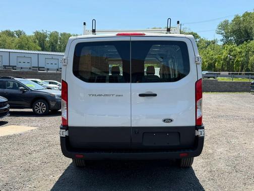 Oxford White 2016 Ford Transit-250 Base