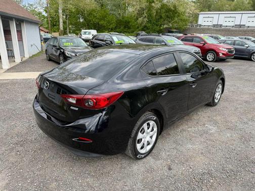 Jet Black Mica 2017 Mazda Mazda3 Sport