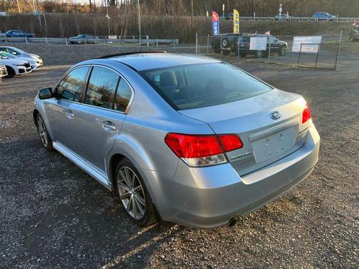 2013 Subaru Legacy Sport