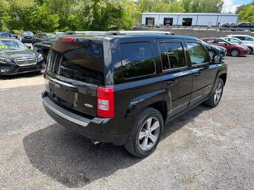 Black Clearcoat 2017 Jeep Patriot Sport