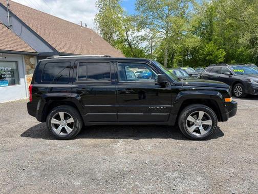 Black Clearcoat 2017 Jeep Patriot Sport