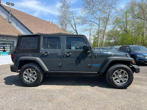 Rhino Clearcoat 2016 Jeep Wrangler Unlimited Rubicon