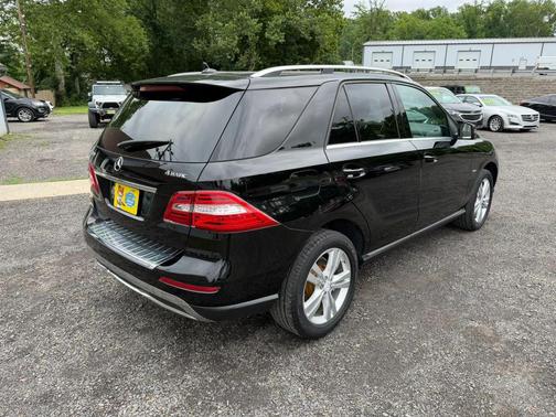 Black 2012 Mercedes-Benz M-Class ML 350 4MATIC