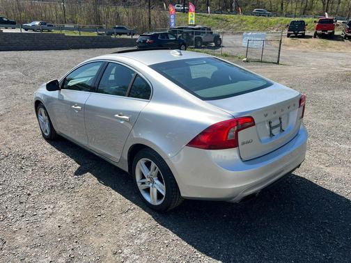 Bright Silver Metallic 2015 Volvo S60 T5 Premier