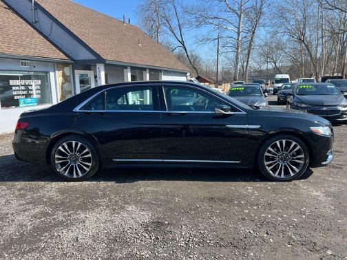 2017 Lincoln Continental Reserve