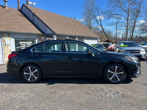 2018 Subaru Legacy Limited