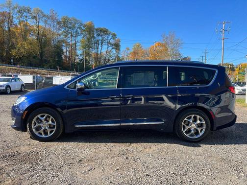 2017 Chrysler Pacifica Limited