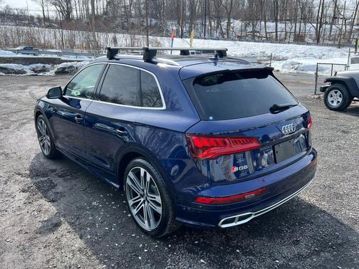 Moonlight Blue Metallic 2018 Audi SQ5 3.0T Prestige