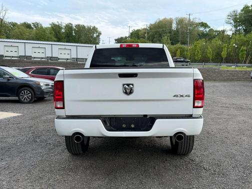 Bright White Clearcoat 2017 RAM 1500 Express