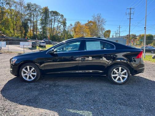 2016 Volvo S60 T5 Drive-E Premier