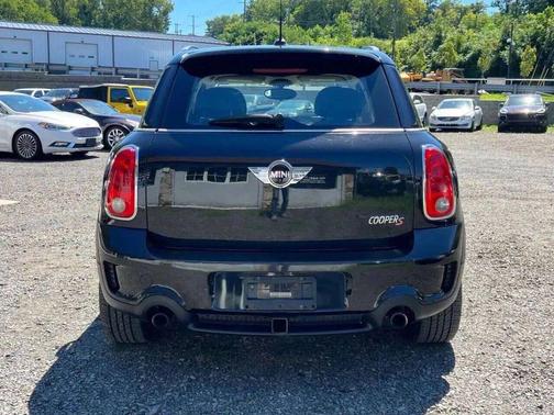 2011 MINI Cooper S Countryman Base