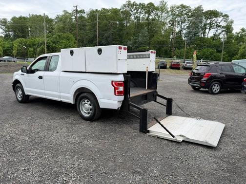 Oxford White 2018 Ford F-150 XL