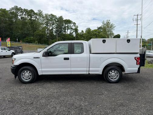 Oxford White 2018 Ford F-150 XL