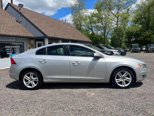 2015 Volvo S60 T5 Premier