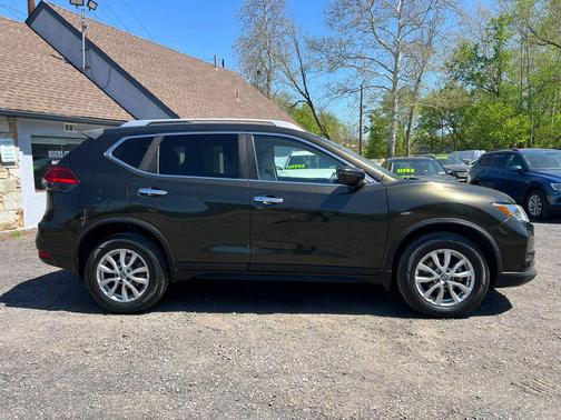 Midnight Jade 2017 Nissan Rogue SV
