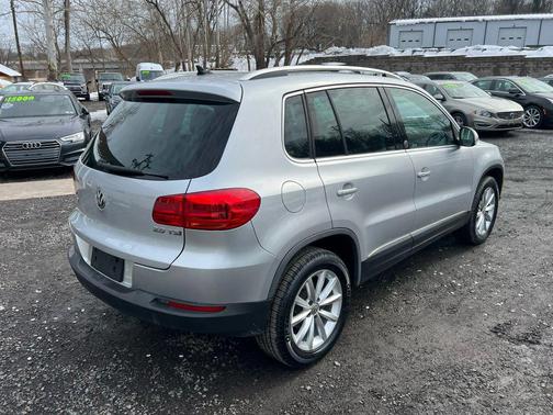 2017 Volkswagen Tiguan 2.0T Wolfsburg Edition