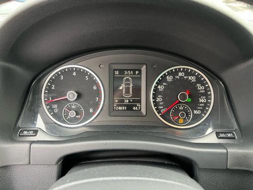 2017 Volkswagen Tiguan 2.0T Wolfsburg Edition