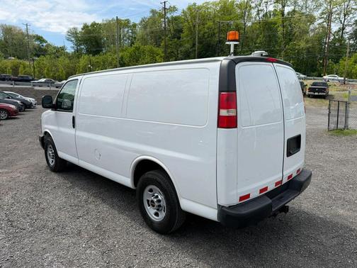 2015 Chevrolet Express 2500 Work Van
