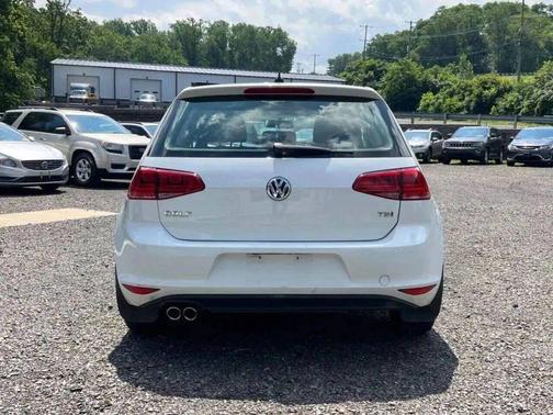 2015 Volkswagen Golf Launch Edition 2-Door