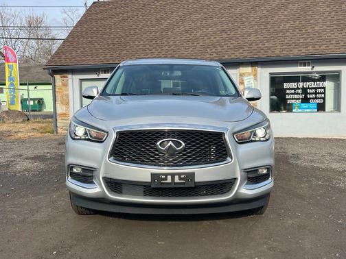 2018 INFINITI QX60 Base
