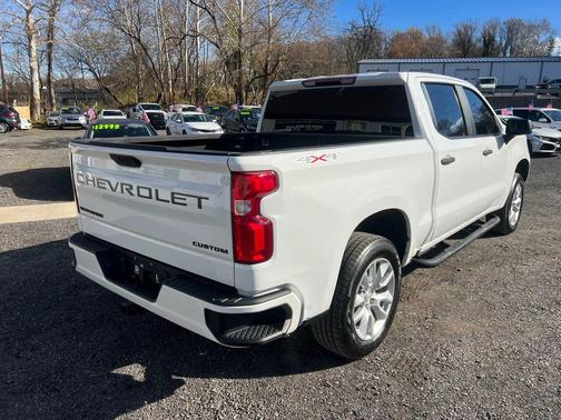 2020 Chevrolet Silverado 1500 Custom