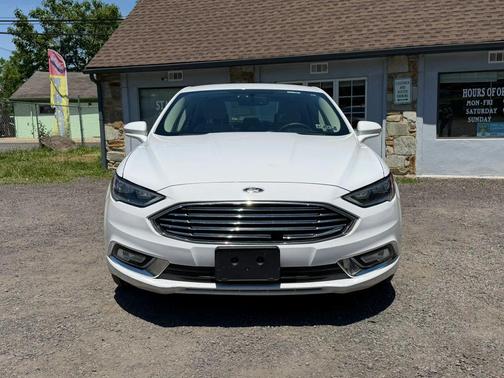 White 2018 Ford Fusion Hybrid Titanium