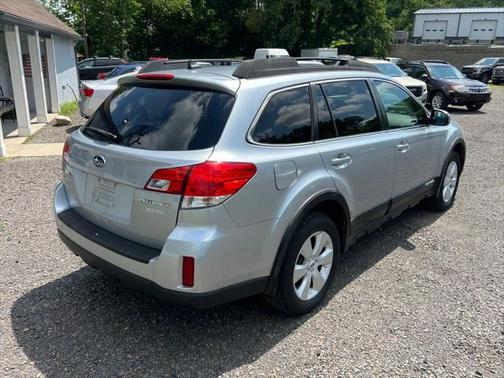 2012 Subaru Outback 2.5i Limited