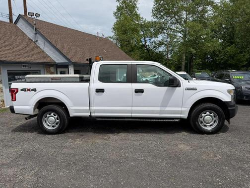 Oxford White 2017 Ford F-150 XL