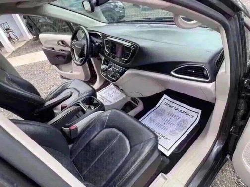2019 Chrysler Pacifica Touring L