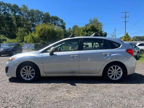 2014 Subaru Impreza 2.0i Premium