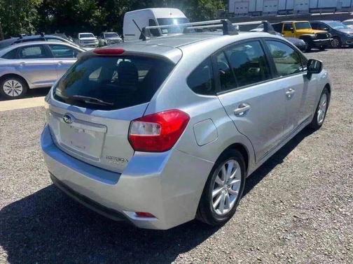 2014 Subaru Impreza 2.0i Premium