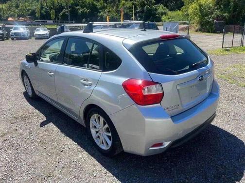 2014 Subaru Impreza 2.0i Premium