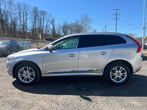 2016 Volvo XC60 T5 Premier