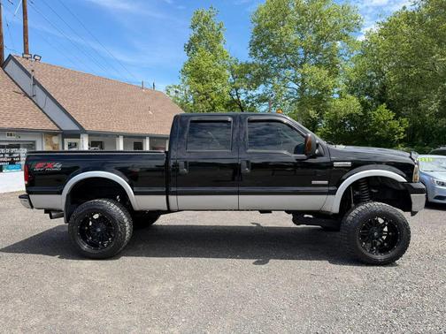 Black Clearcoat 2007 Ford F-250 Lariat