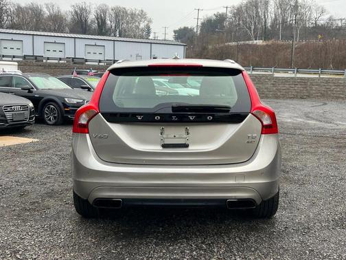 2015 Volvo V60 T5 Premier