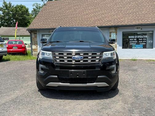 Shadow Black 2016 Ford Explorer XLT